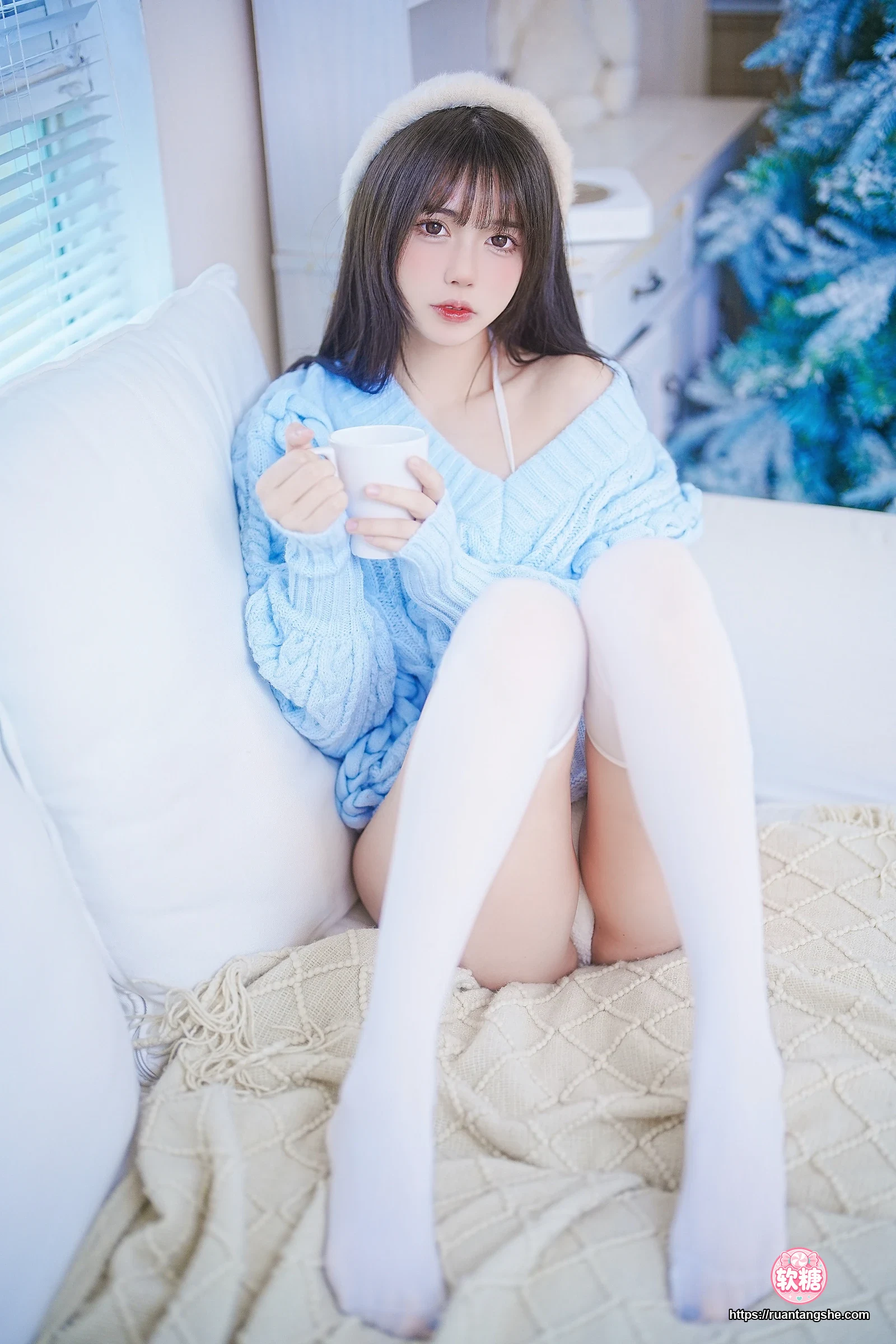 Tina很妖孽呀 Tina很妖孽呀 NO.016 - 蓝色秋冬毛衣