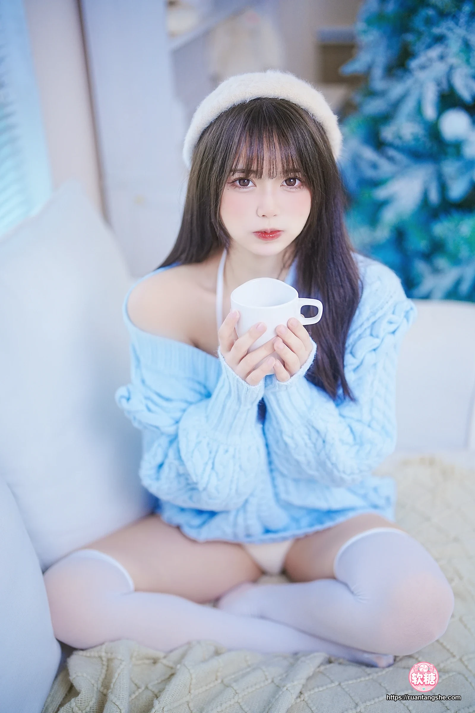 Tina很妖孽呀 Tina很妖孽呀 NO.016 - 蓝色秋冬毛衣