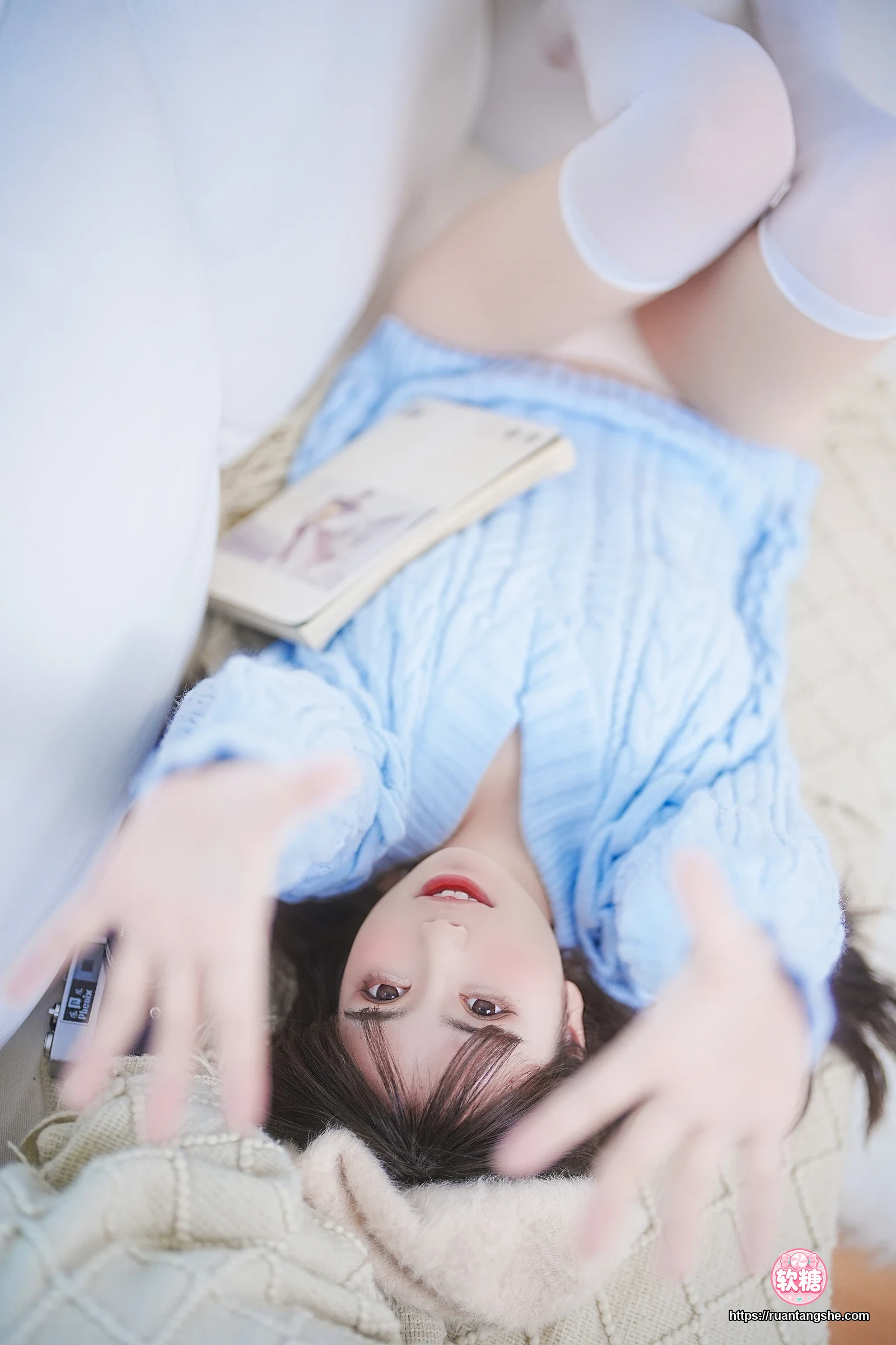 Tina很妖孽呀 Tina很妖孽呀 NO.016 - 蓝色秋冬毛衣