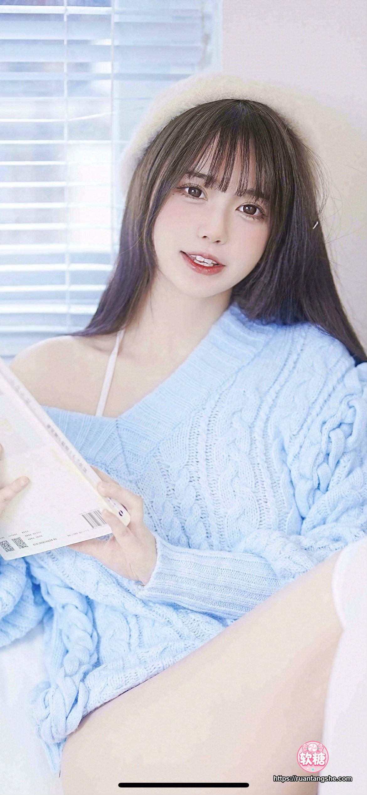 Tina很妖孽呀 Tina很妖孽呀 NO.016 - 蓝色秋冬毛衣