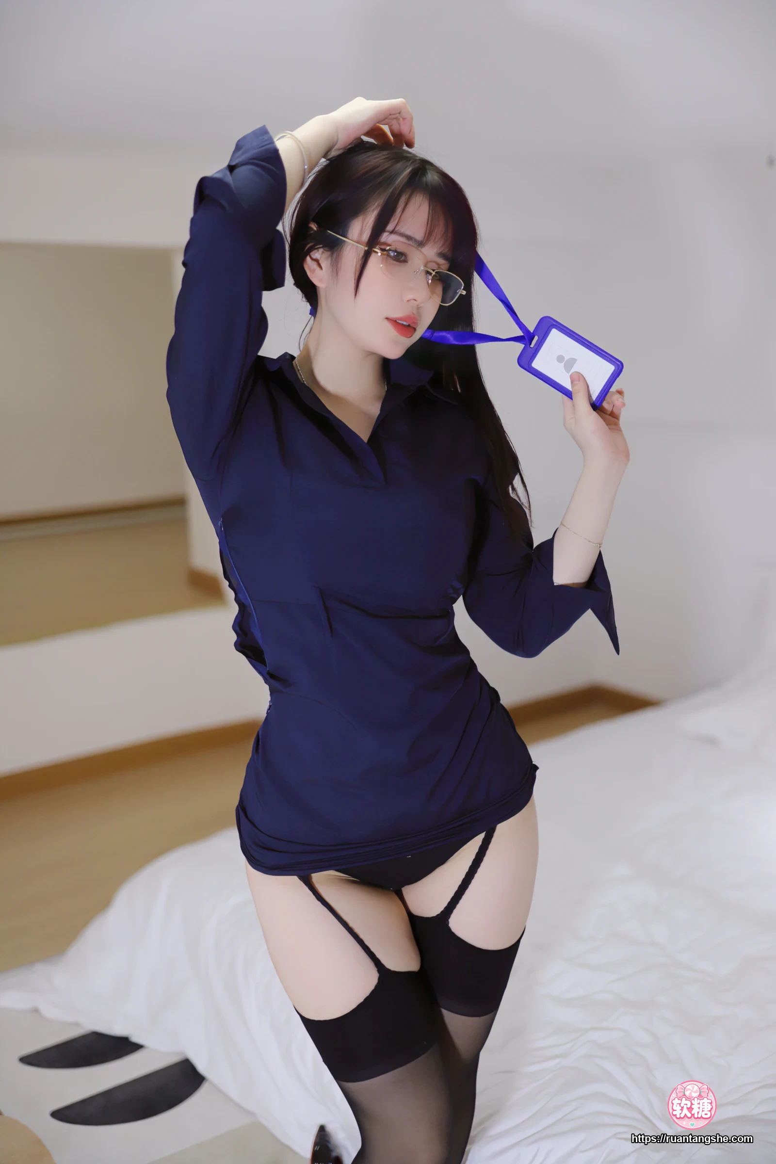 Tina很妖孽呀 Tina很妖孽呀 NO.021 - 职业装秘书