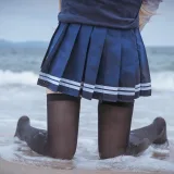 封疆疆v《小短裙》写真图集 10P｜在线预览与图包下载