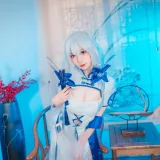封疆疆v《碧蓝航线 光辉cos》写真图集 15P｜在线预览与图包下载