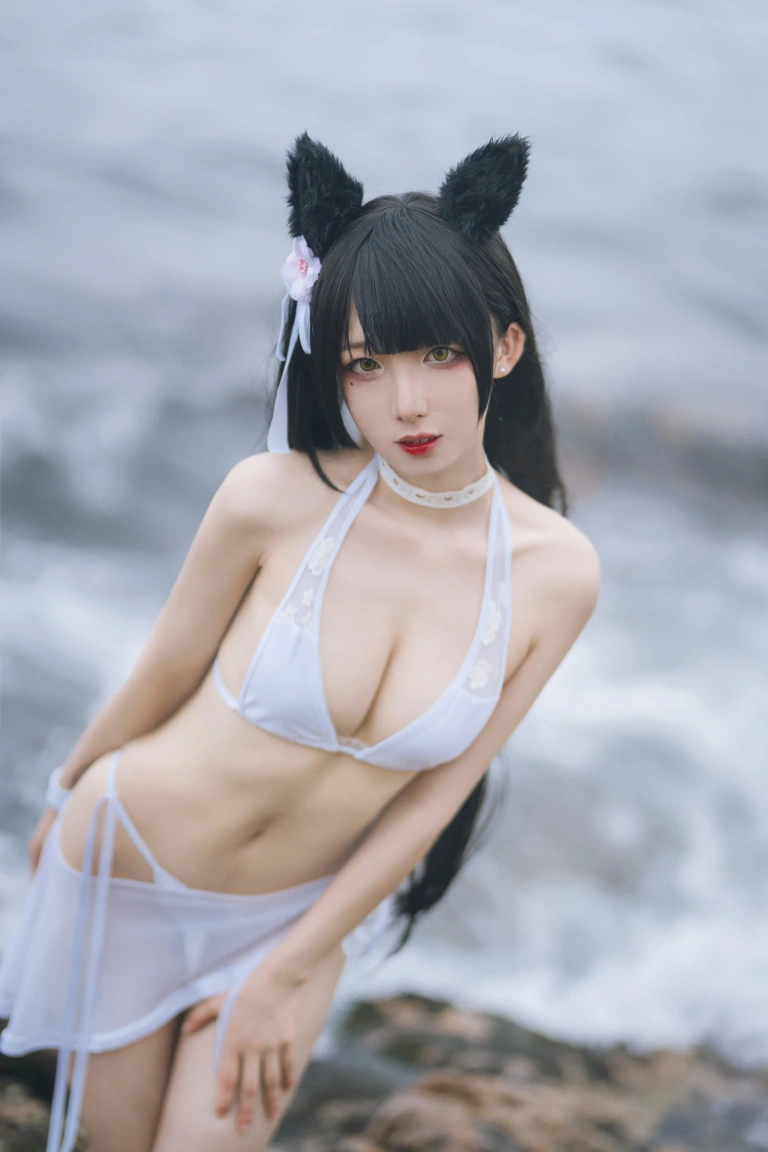 封疆疆v《爱宕泳装》写真图集 14P｜在线预览与图包下载