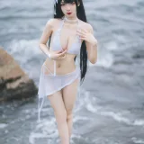 封疆疆v《爱宕泳装》写真图集 14P｜在线预览与图包下载
