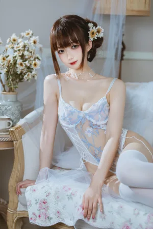 封疆疆v《纯欲连体衣》写真图集 40P｜在线预览与图包下载