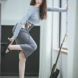 封疆疆v《吉他妹妹》写真图集 40P｜在线预览与图包下载