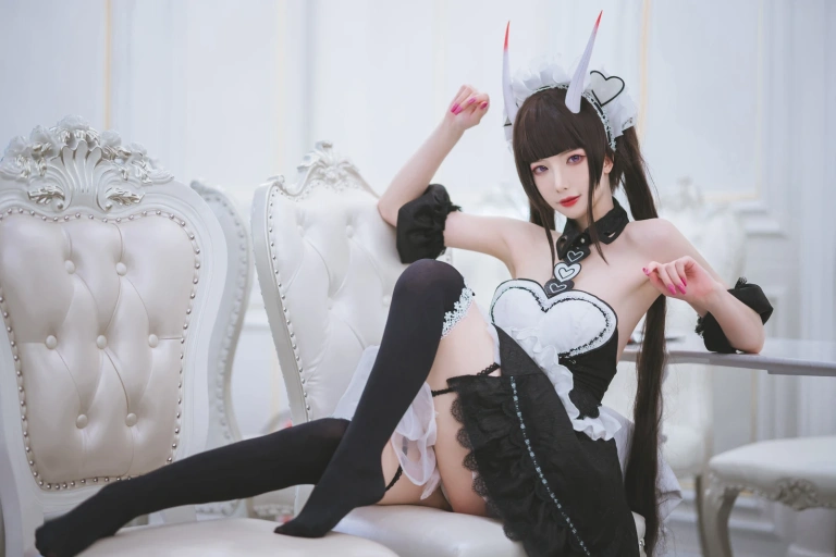 封疆疆v《能代女仆》写真图集 36P｜在线预览与图包下载