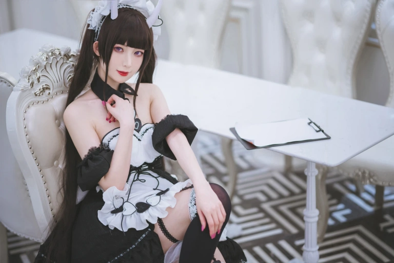 封疆疆v《能代女仆》写真图集 36P｜在线预览与图包下载