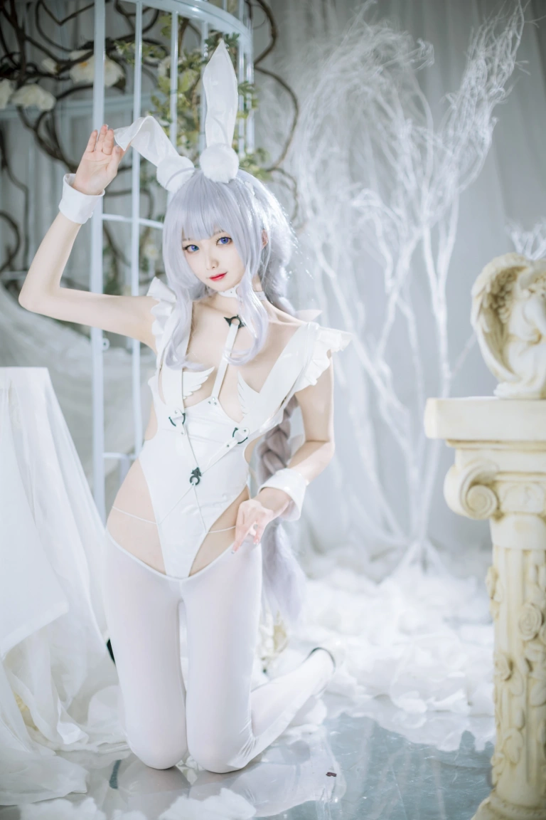封疆疆v《恶毒》写真图集 31P｜在线预览与图包下载