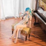 封疆疆v《NIKKE 胜利女神 海伦娜》写真图集 34P｜在线预览与图包下载