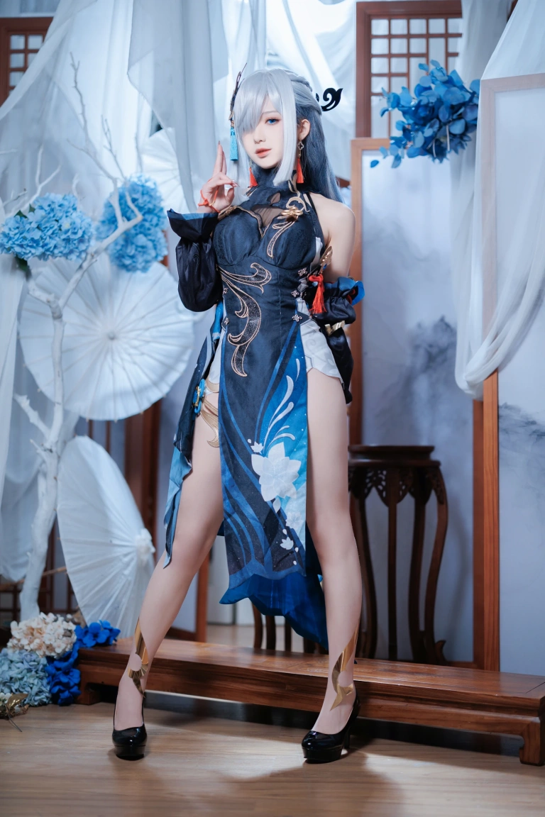 封疆疆v《申鹤海灯节》写真图集 40P｜在线预览与图包下载