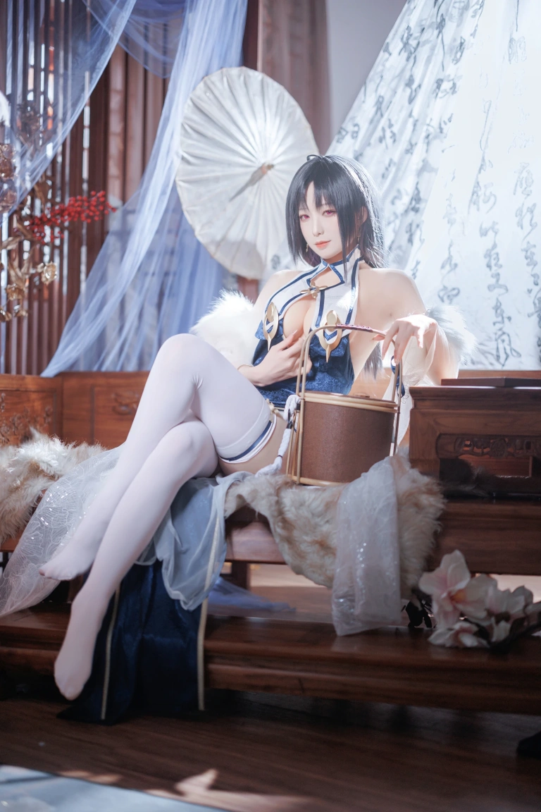 封疆疆v《定安旗袍》写真图集 37P｜在线预览与图包下载