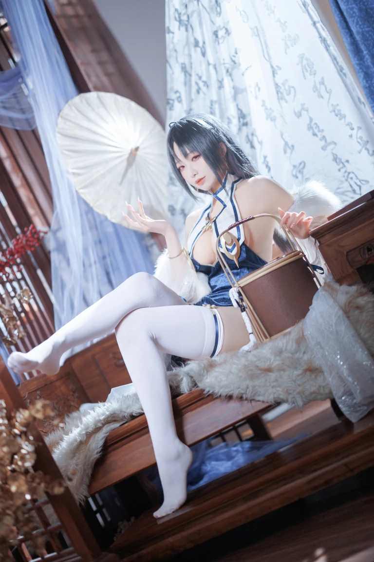 封疆疆v《定安旗袍》写真图集 37P｜在线预览与图包下载
