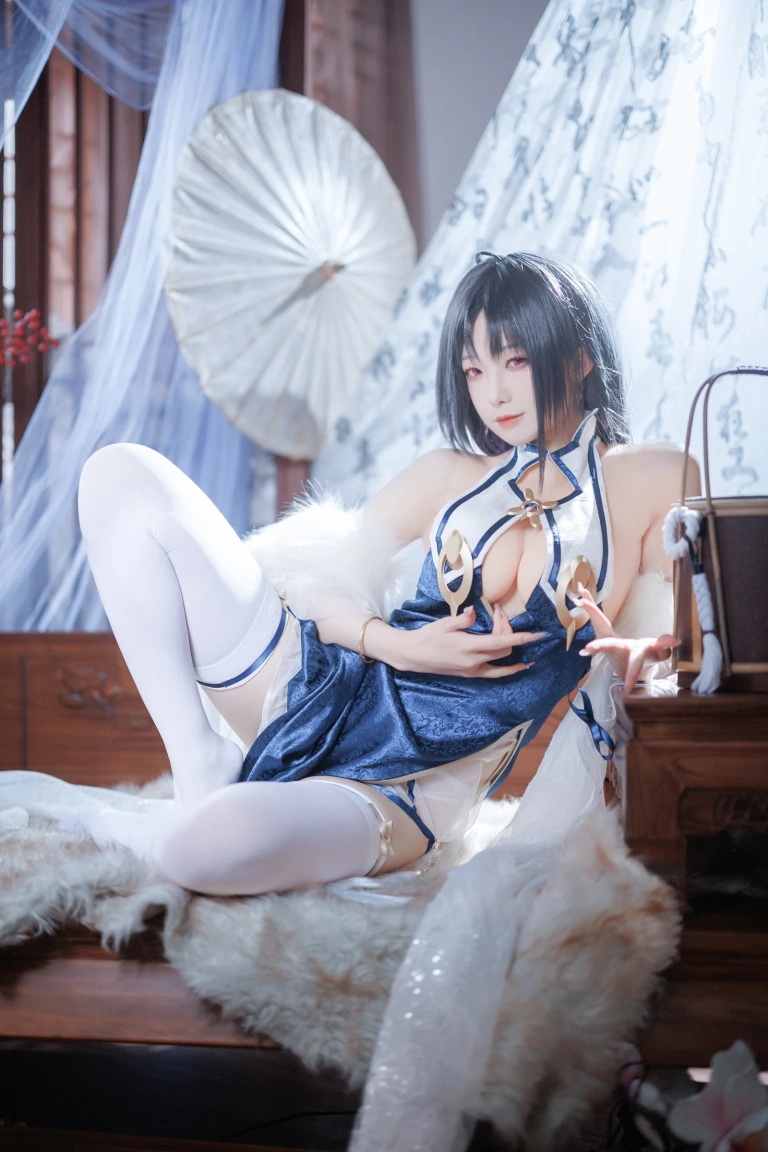 封疆疆v《定安旗袍》写真图集 37P｜在线预览与图包下载