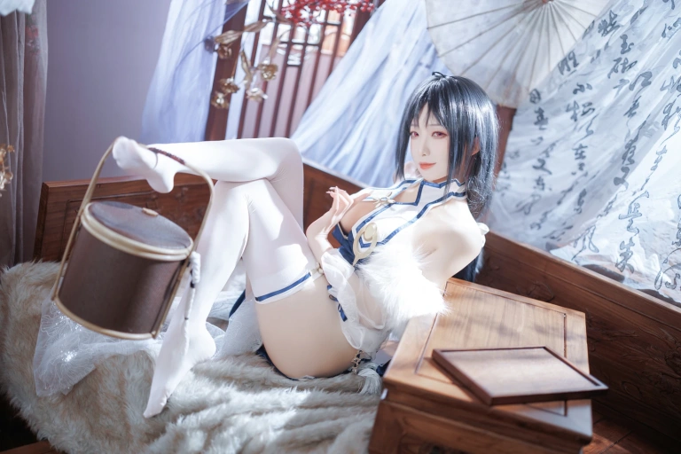 封疆疆v《定安旗袍》写真图集 37P｜在线预览与图包下载