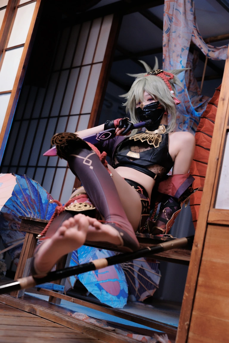 封疆疆v《原神 久岐忍》写真图集 26P｜在线预览与图包下载