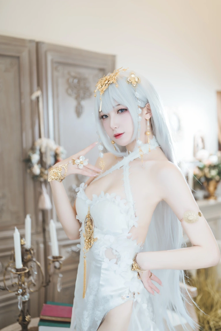 封疆疆v《埃姆登》写真图集 33P｜在线预览与图包下载