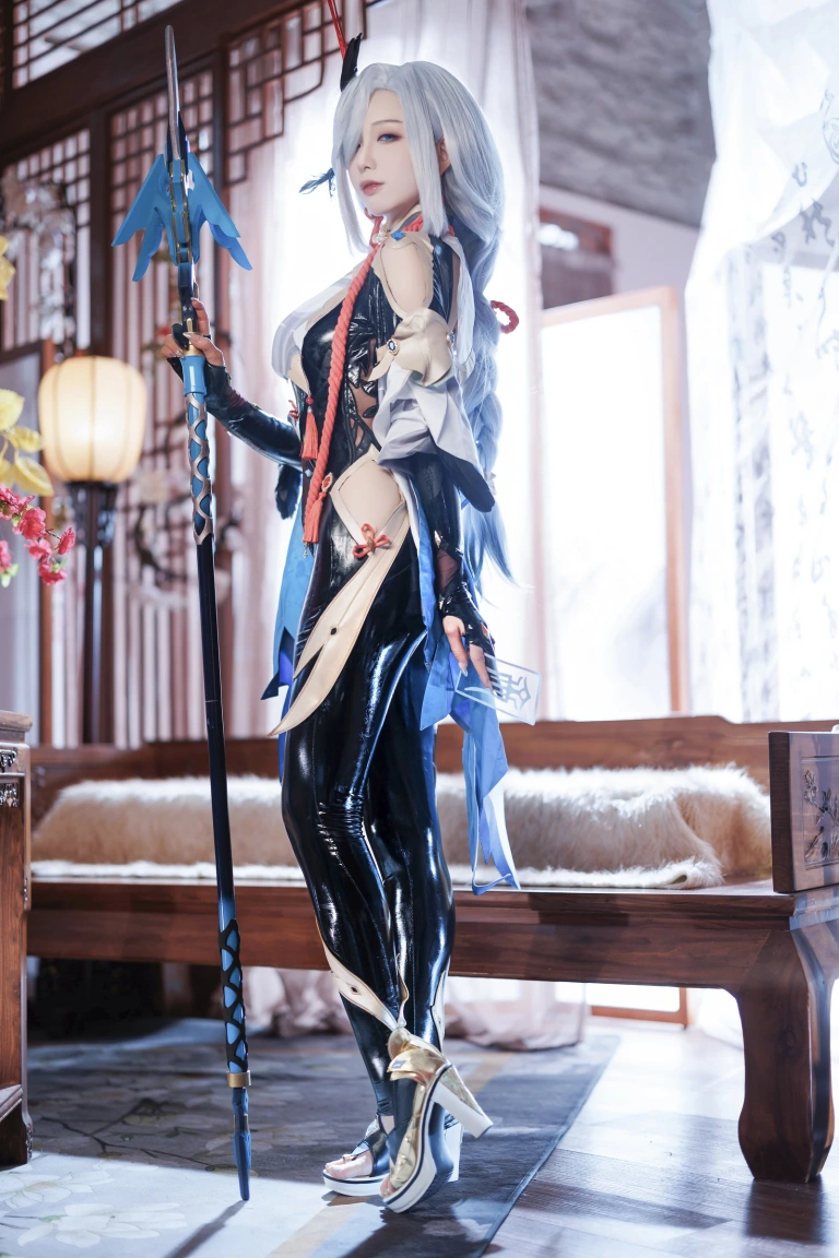 封疆疆v《原神 申鹤》写真图集 31P｜在线预览与图包下载