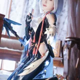 封疆疆v《原神 申鹤》写真图集 31P｜在线预览与图包下载