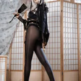 封疆疆v《NIKKE 白兔布兰儿 和服》写真图集 40P｜在线预览与图包下载