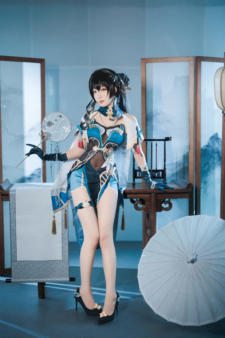 封疆疆v《阮梅》写真图集 32P｜在线预览与图包下载