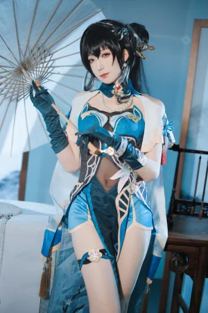 封疆疆v《阮梅》写真图集 32P｜在线预览与图包下载
