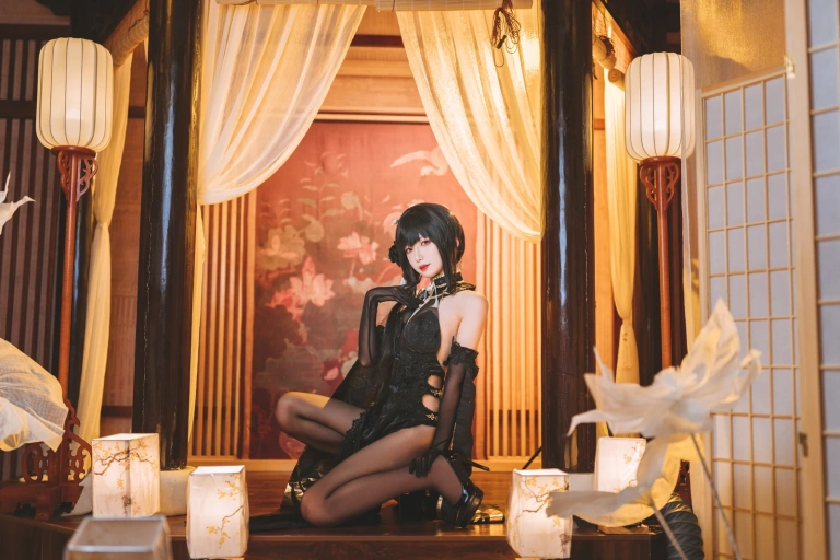 封疆疆v《镇海》写真图集 32P｜在线预览与图包下载