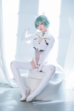 封疆疆v《纳希莫夫上将》写真图集 40P｜在线预览与图包下载