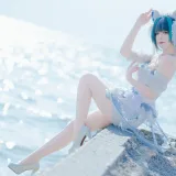 封疆疆v《柴郡小礼服》写真图集 10P｜在线预览与图包下载