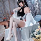 封疆疆v《彼得·史特拉塞》写真图集 40P｜在线预览与图包下载