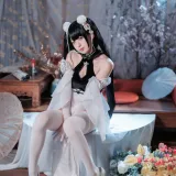 封疆疆v《彼得·史特拉塞》写真图集 40P｜在线预览与图包下载