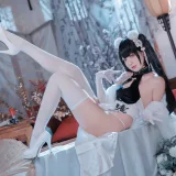 封疆疆v《彼得·史特拉塞》写真图集 40P｜在线预览与图包下载