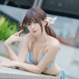 封疆疆v《泳装捏》写真图集 12P｜在线预览与图包下载