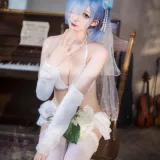 封疆疆v《蕾姆花嫁》写真图集 26P｜在线预览与图包下载