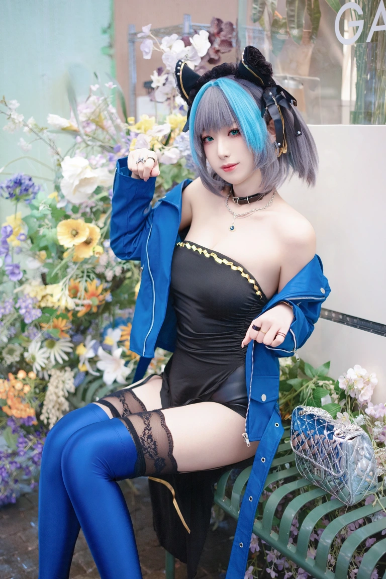 封疆疆v《碧蓝航线 柴郡常服》写真图集 27P｜在线预览与图包下载