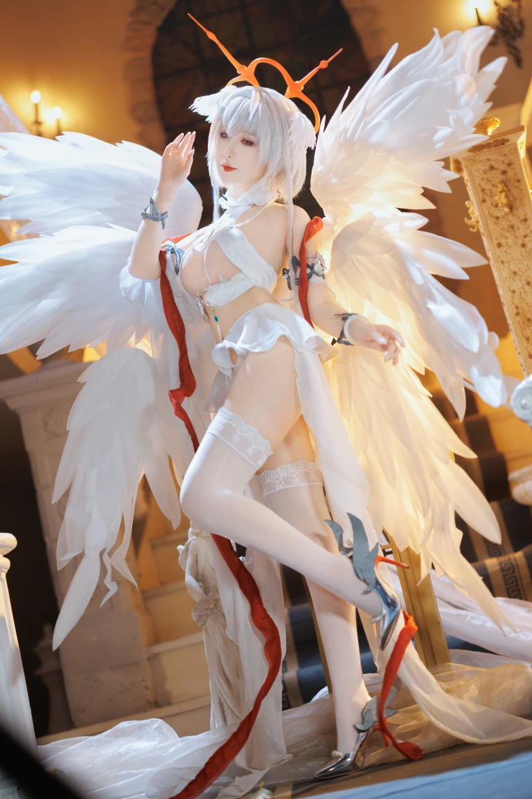 封疆疆v《碧蓝航线 珍珠号》写真图集 32P｜在线预览与图包下载