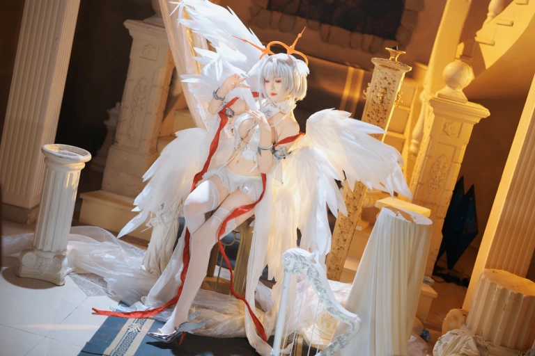 封疆疆v《碧蓝航线 珍珠号》写真图集 32P｜在线预览与图包下载