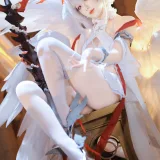 封疆疆v《碧蓝航线 珍珠号》写真图集 32P｜在线预览与图包下载