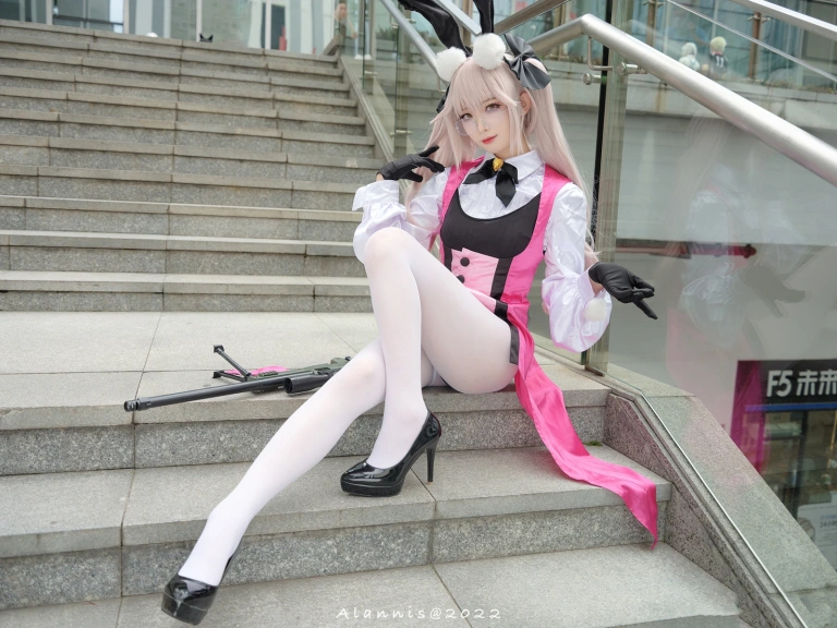 封疆疆v《FGO：光之高扬斯卡娅兔女郎场照》写真图集 27P｜在线预览与图包下载