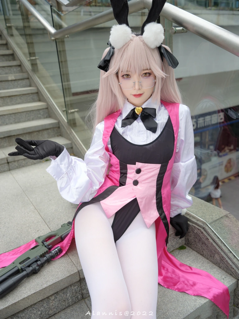 封疆疆v《FGO：光之高扬斯卡娅兔女郎场照》写真图集 27P｜在线预览与图包下载