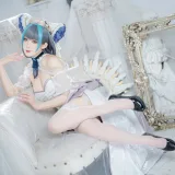 封疆疆v《碧蓝航线 柴郡誓约礼服》写真图集 18P｜在线预览与图包下载