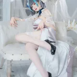 封疆疆v《碧蓝航线 柴郡誓约礼服》写真图集 18P｜在线预览与图包下载