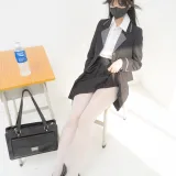 紧急企划《见希w 职员》写真图集 91P｜在线预览与图包下载