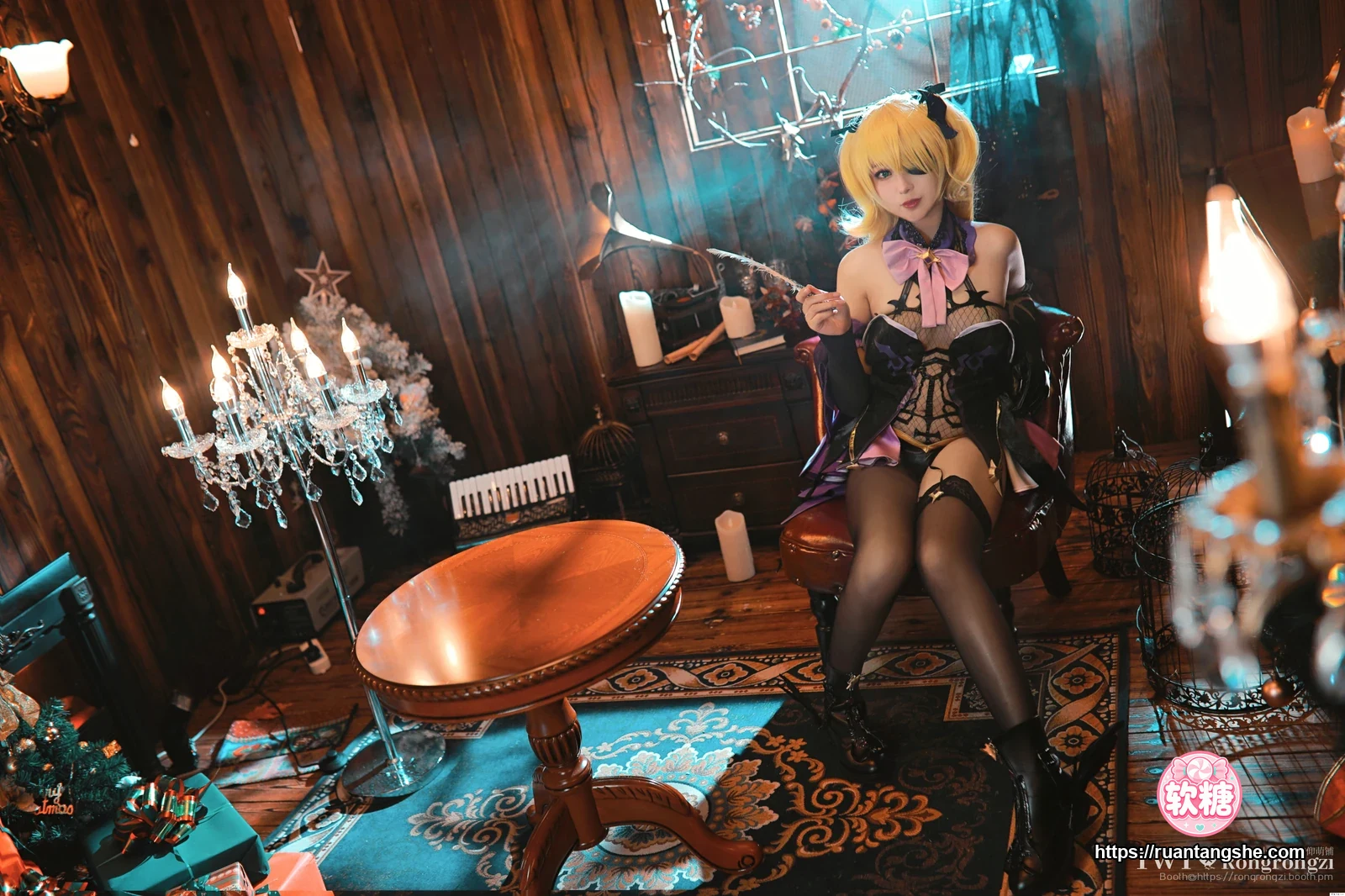 小容仔咕咕咕w 小容仔咕咕咕w NO.004 - 菲谢尔