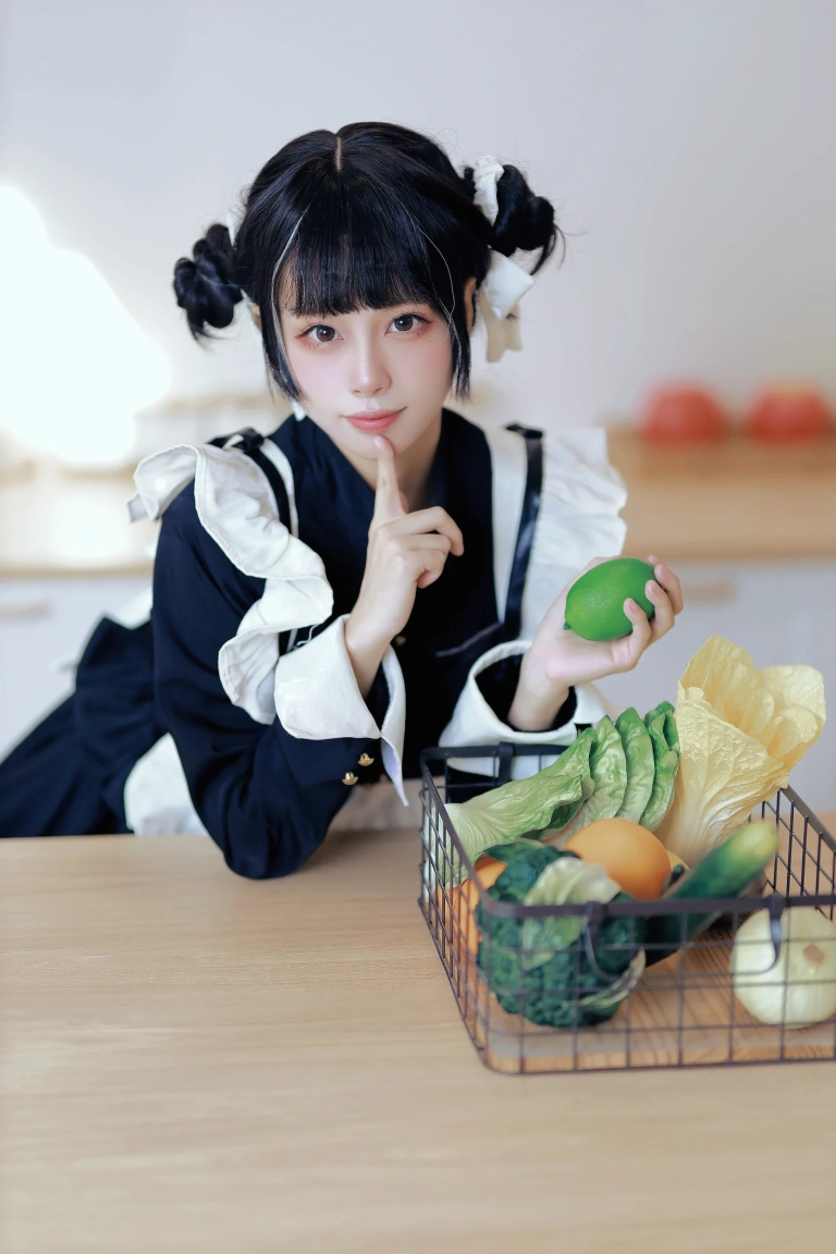 洛桑w伊梓《女仆日记Ⅲ》写真图集 28P｜在线预览与图包下载