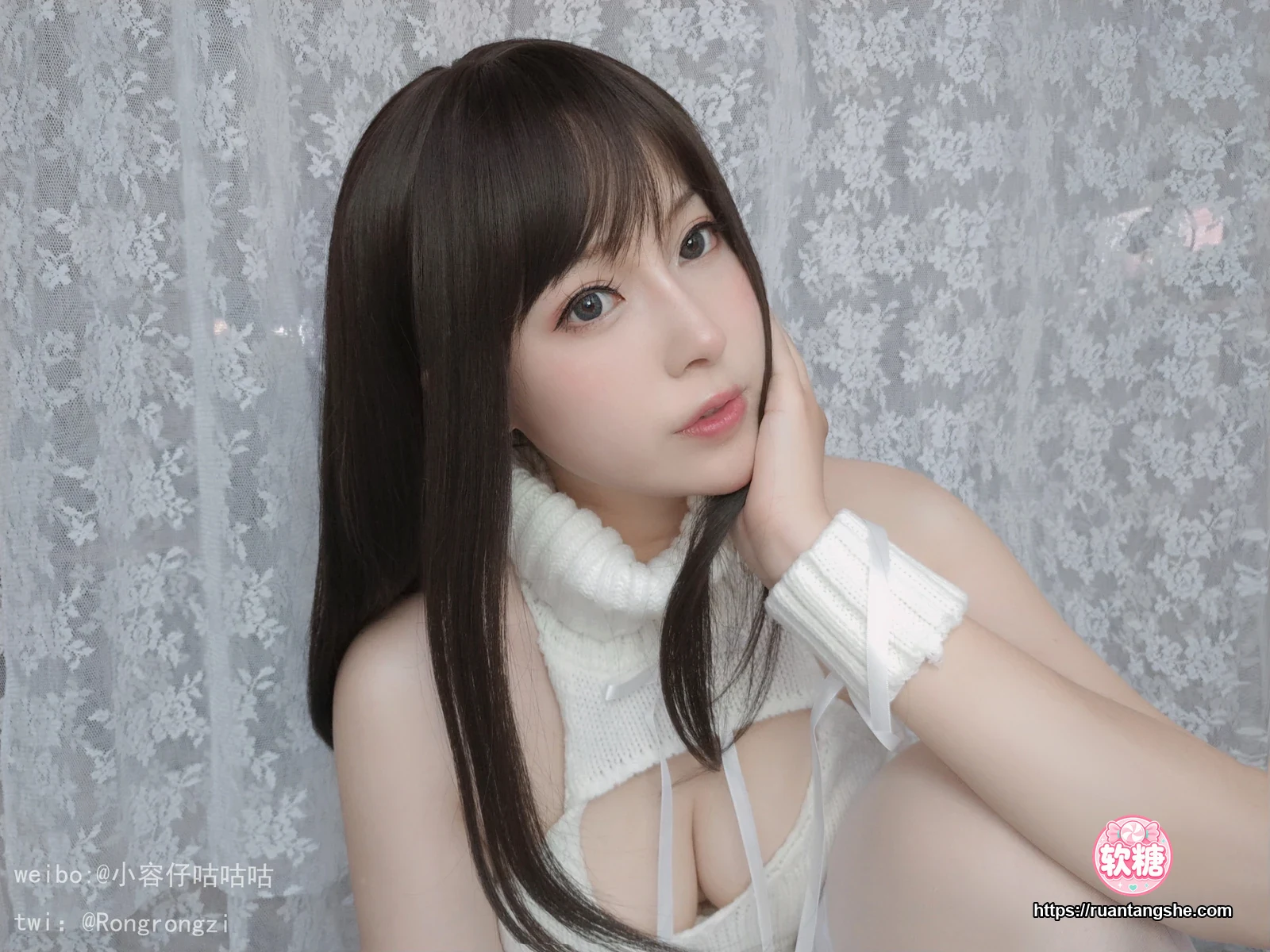 小容仔咕咕咕w 小容仔咕咕咕w NO.007 - 女友向 纯白毛衣
