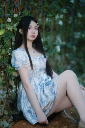 洛桑w伊梓《春夏之交》写真图集 45P｜在线预览与图包下载