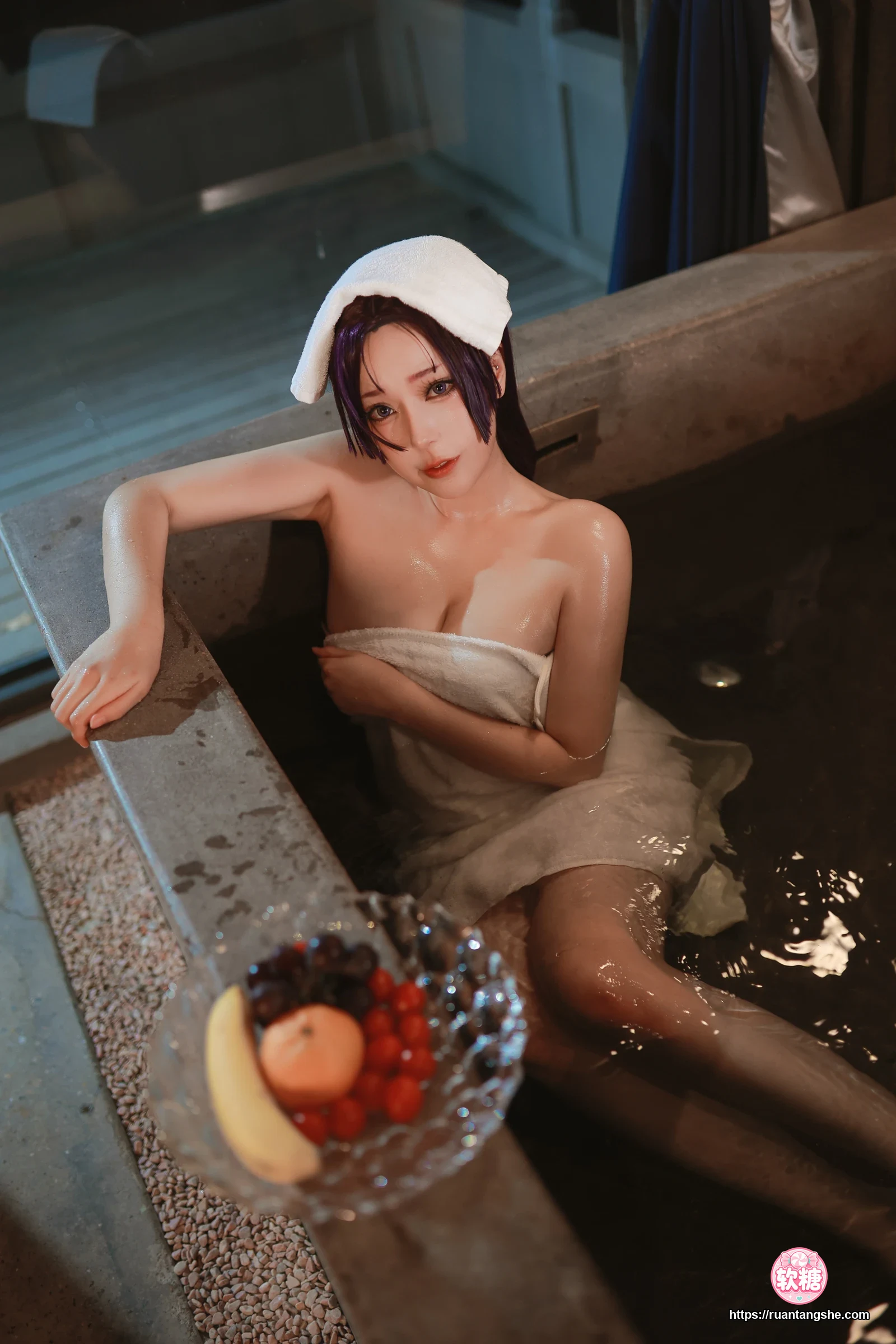 小容仔咕咕咕w 小容仔咕咕咕w NO.024 - 源赖光写真本 赠送电子图