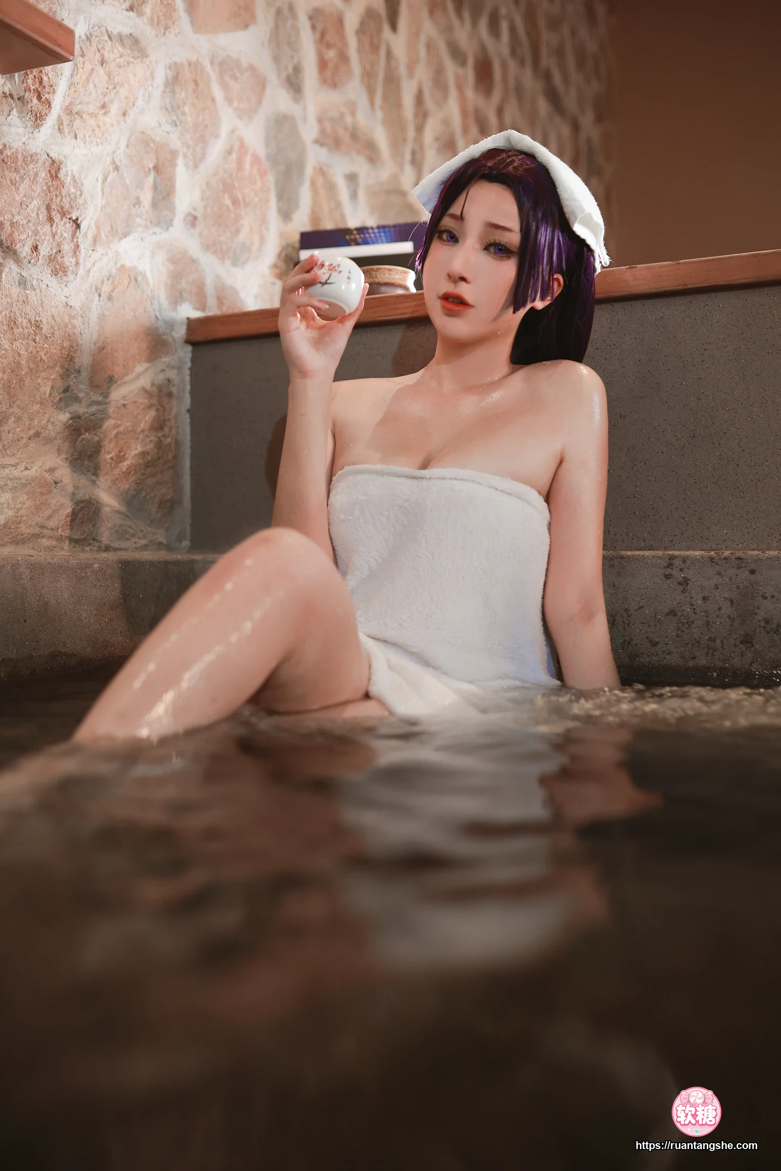 小容仔咕咕咕w 小容仔咕咕咕w NO.024 - 源赖光写真本 赠送电子图